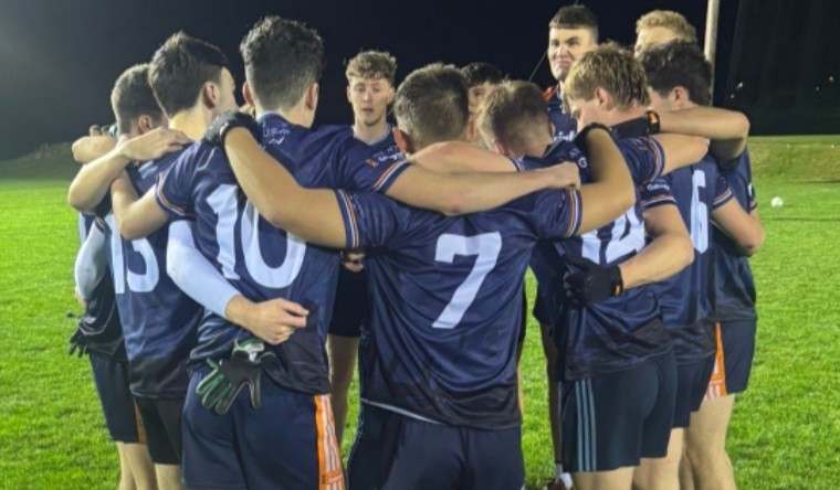 SENIOR FOOTBALLERS IMPRESS RD1